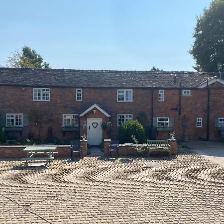 Bank Farm Cottages Nantwich Kültér fotó